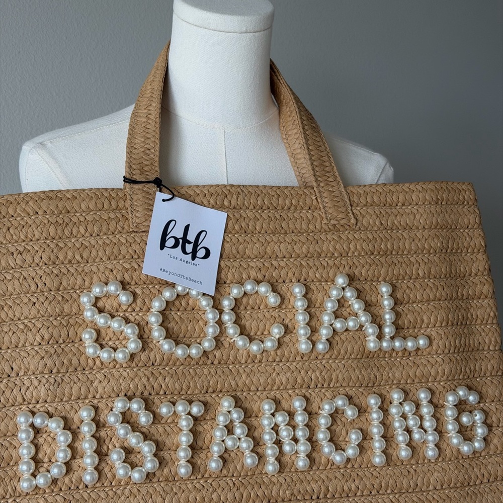 ☀️ BTB Los Angeles Social Distancing Straw Tote - Beach Day - Picture 3 of 16